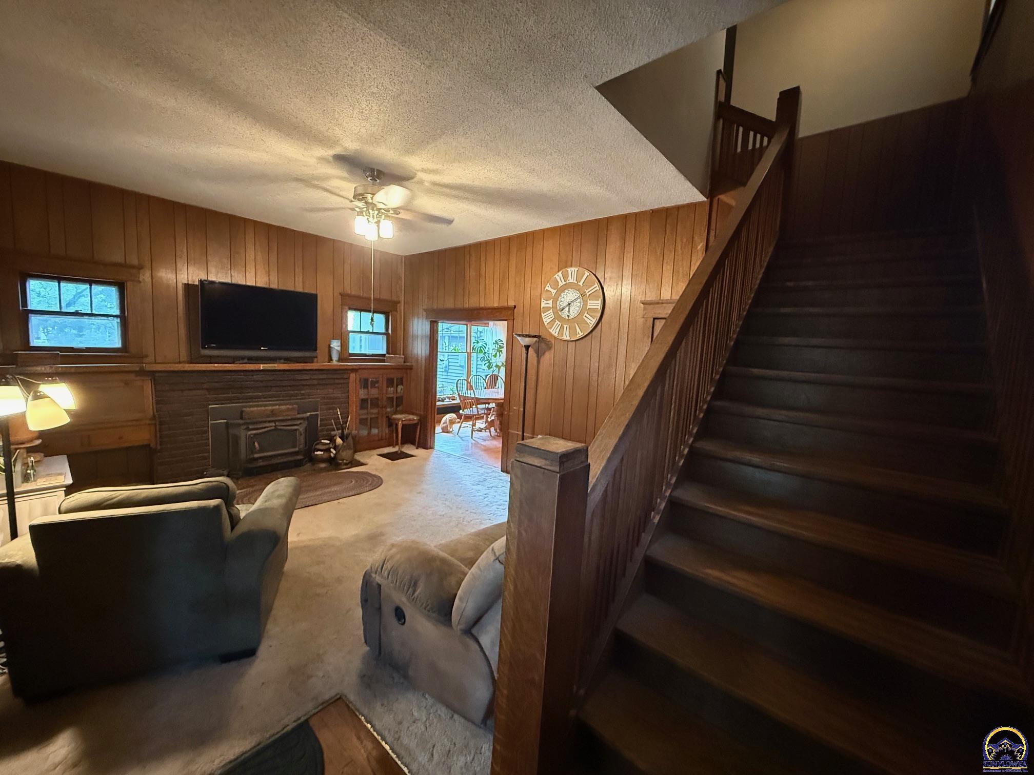 1606 Northwest Lower Silver Lake Road Topeka, KS 66608 - Photo 8 of 35