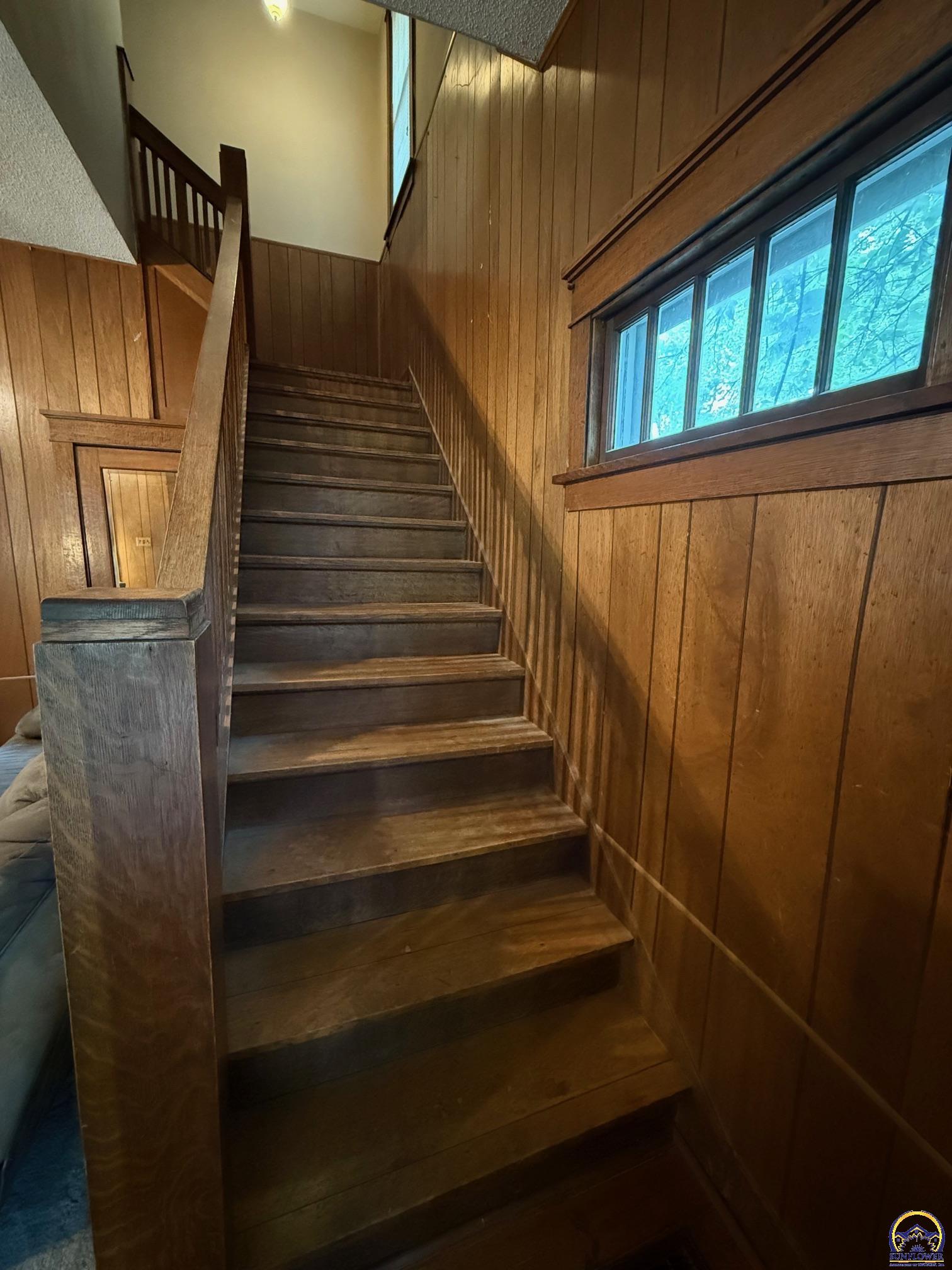 1606 Northwest Lower Silver Lake Road Topeka, KS 66608 - Photo 9 of 35