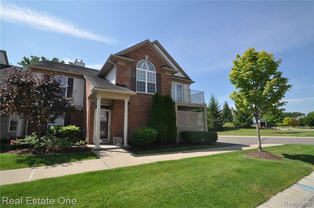 3395 Tremonte Circle, Unit 203 Rochester, MI 48306 - Photo 2 of 25 2.JPG