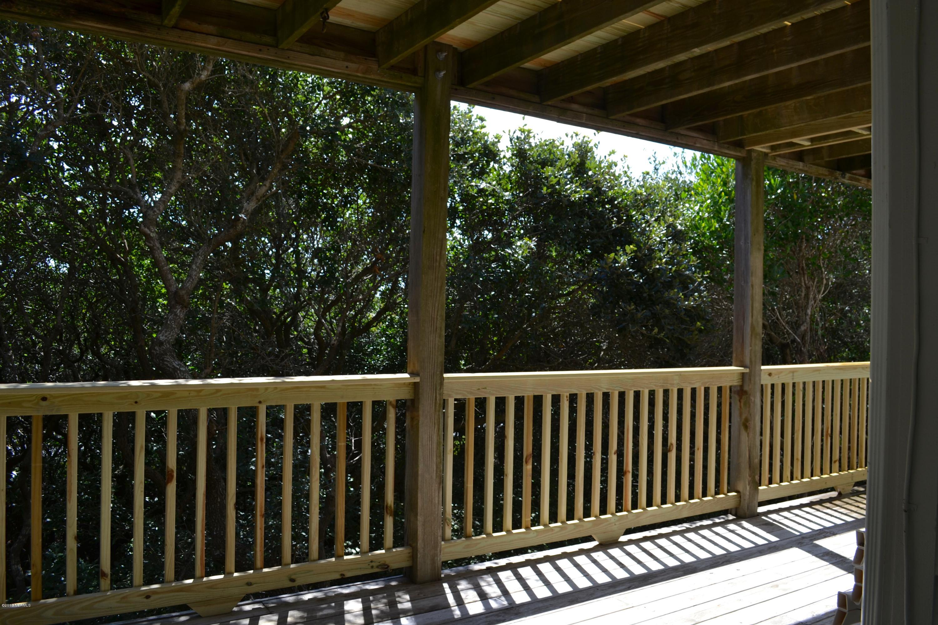 557 Coral Ridge Road Pine Knoll Shores, NC 28512 - Photo 11 of 31 DSC_0080