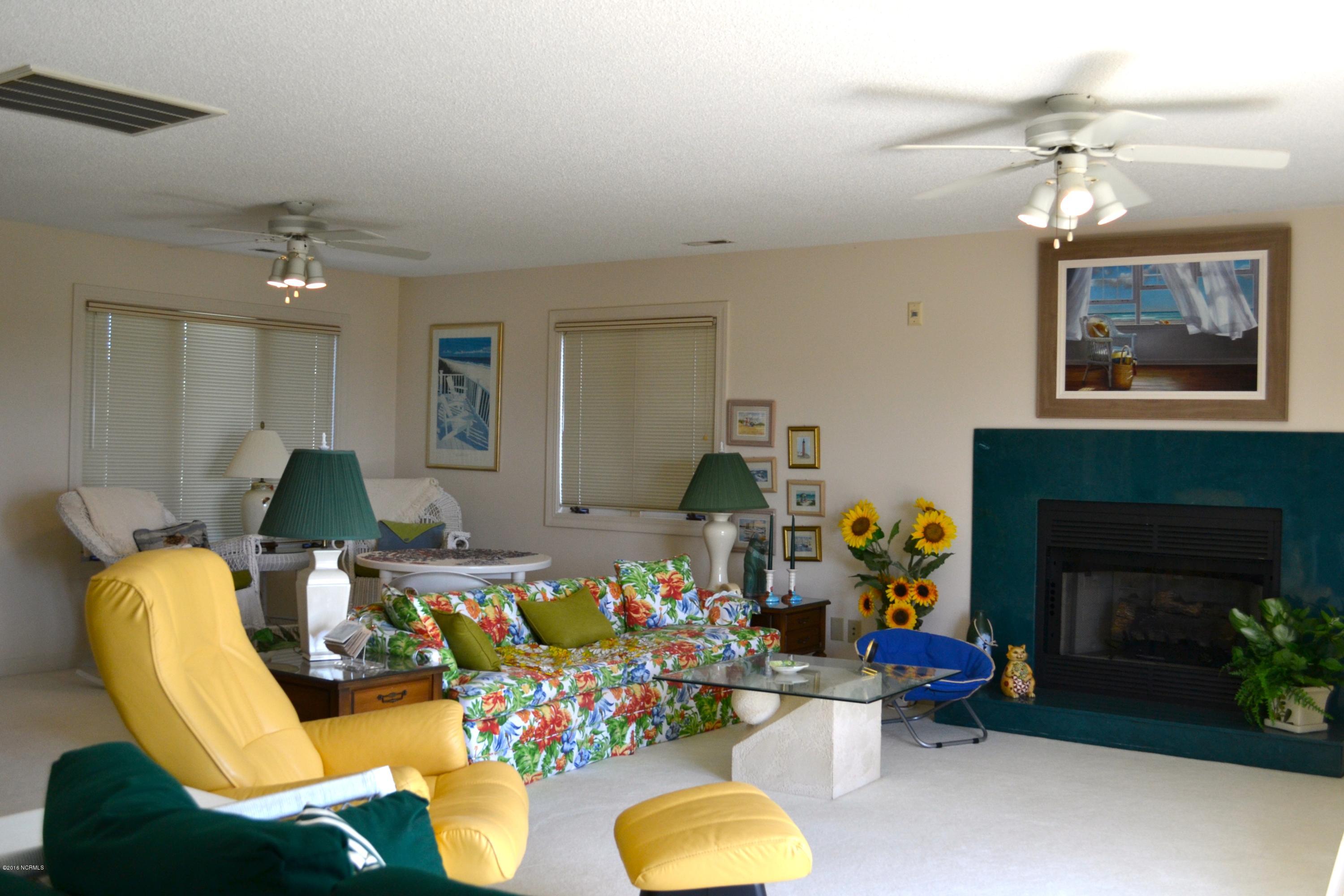 557 Coral Ridge Road Pine Knoll Shores, NC 28512 - Photo 14 of 31 DSC_0090