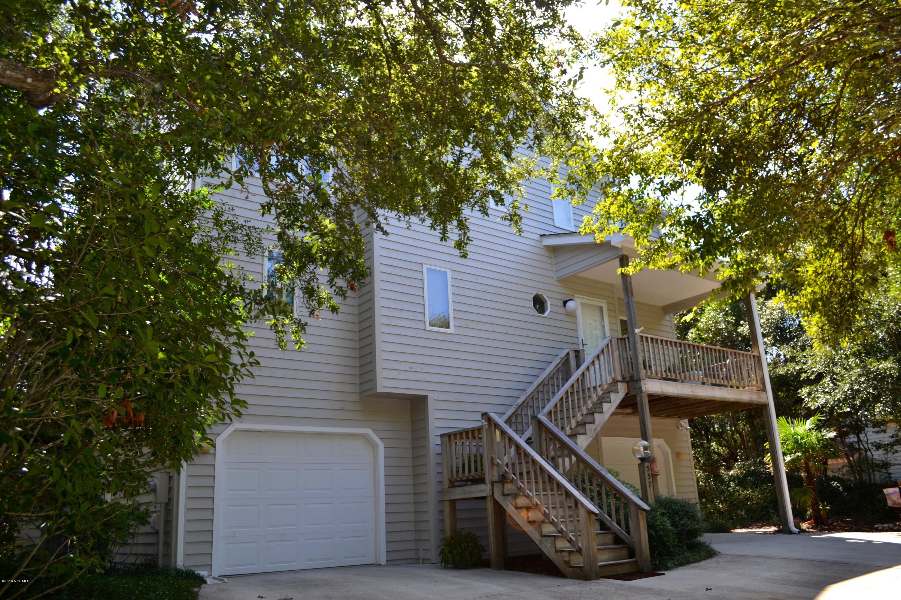 557 Coral Ridge Road Pine Knoll Shores, NC 28512 - Photo 2 of 31 DSC_0106