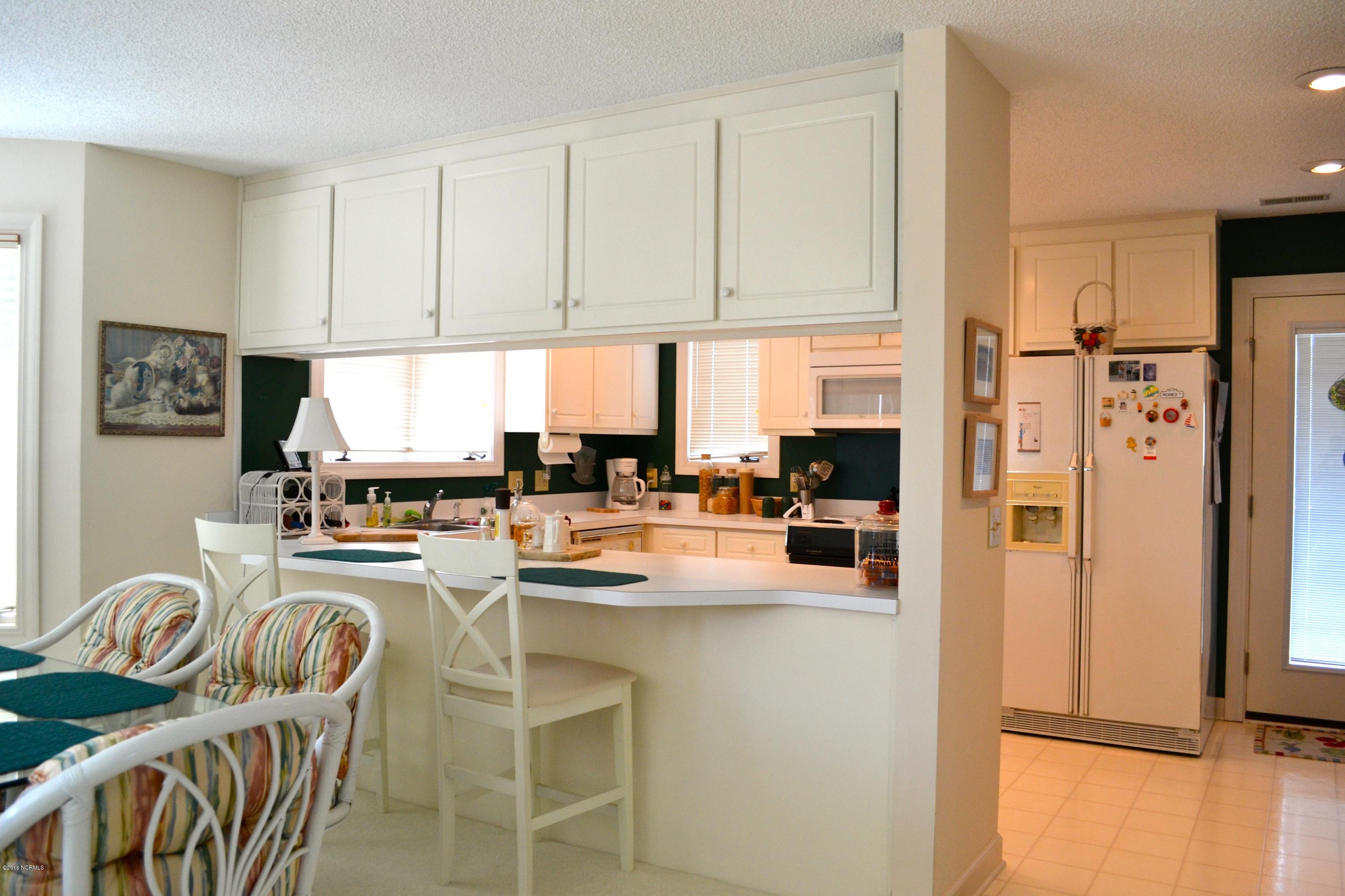 557 Coral Ridge Road Pine Knoll Shores, NC 28512 - Photo 21 of 31 DSC_0100