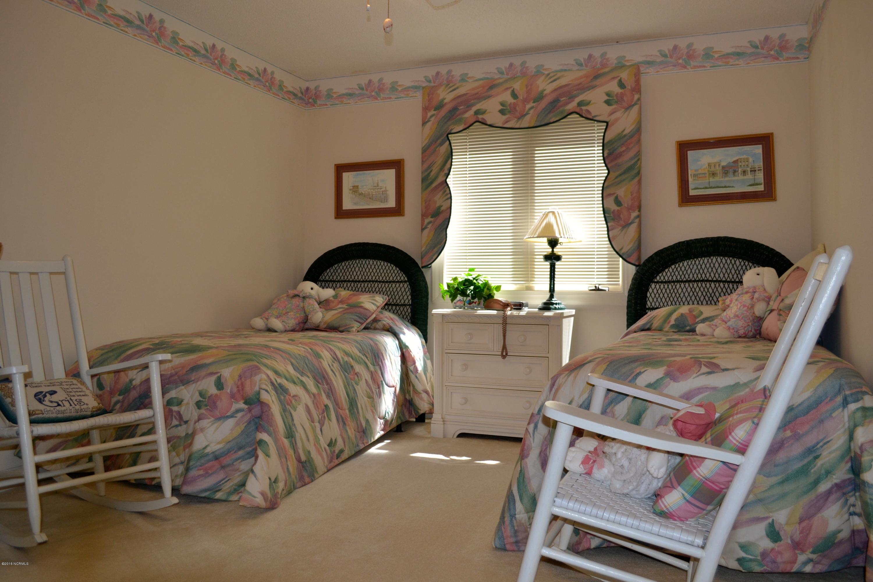557 Coral Ridge Road Pine Knoll Shores, NC 28512 - Photo 7 of 31 Bedroom 2