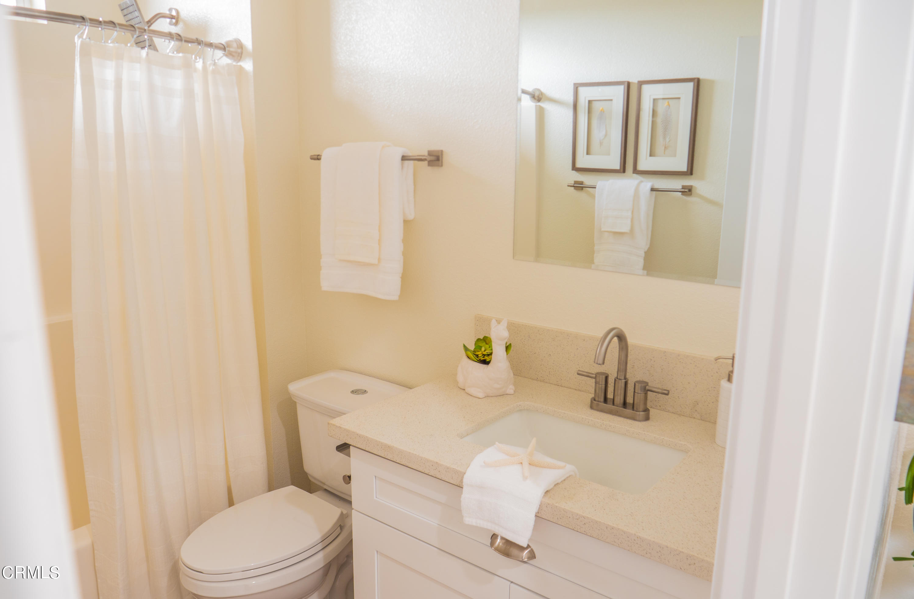 138 North H Street Oxnard, CA 93030 - Photo 38 of 64 P1211756