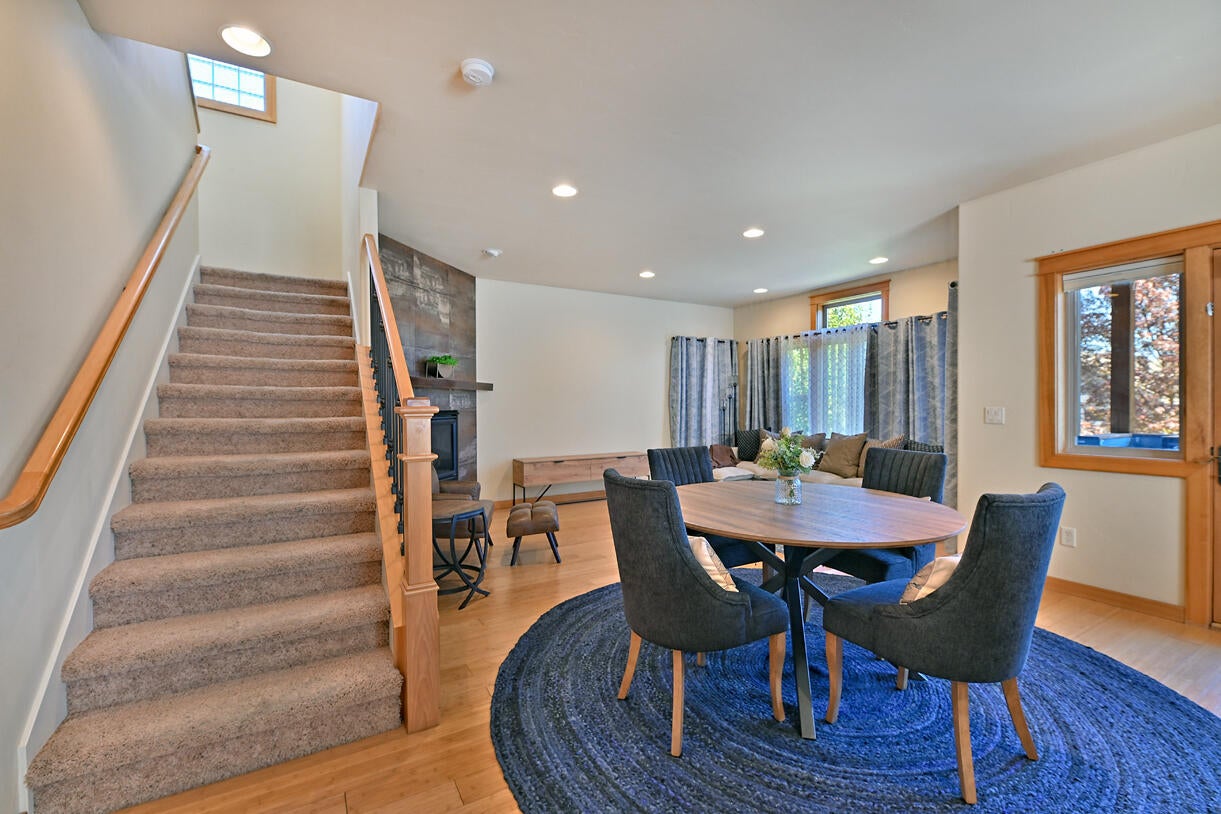 497 Park Ridge Place Ashland, OR 97520 - Photo 14 of 38 DSC_1212
