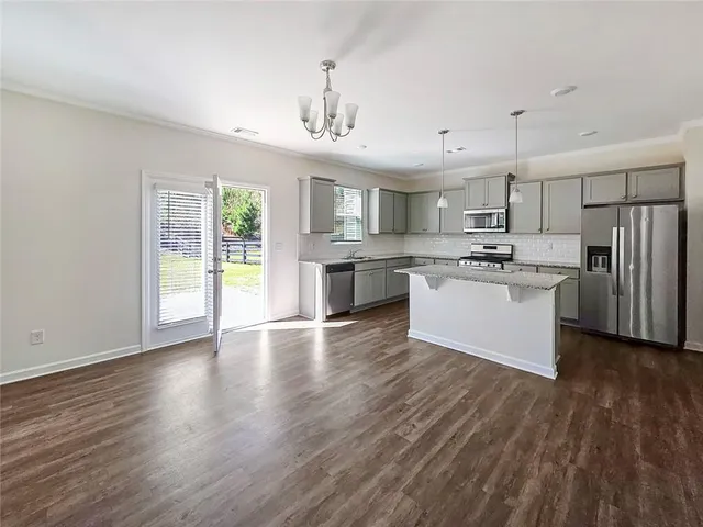 $2,500 | 6869 Lake Overlook Lane, Flowery Branch, GA 30542