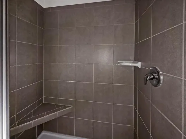 $2,500 | 6869 Lake Overlook Lane, Flowery Branch, GA 30542