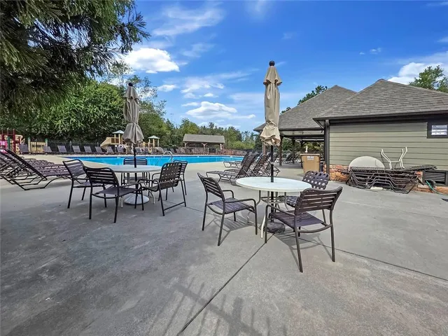 $2,500 | 6869 Lake Overlook Lane, Flowery Branch, GA 30542