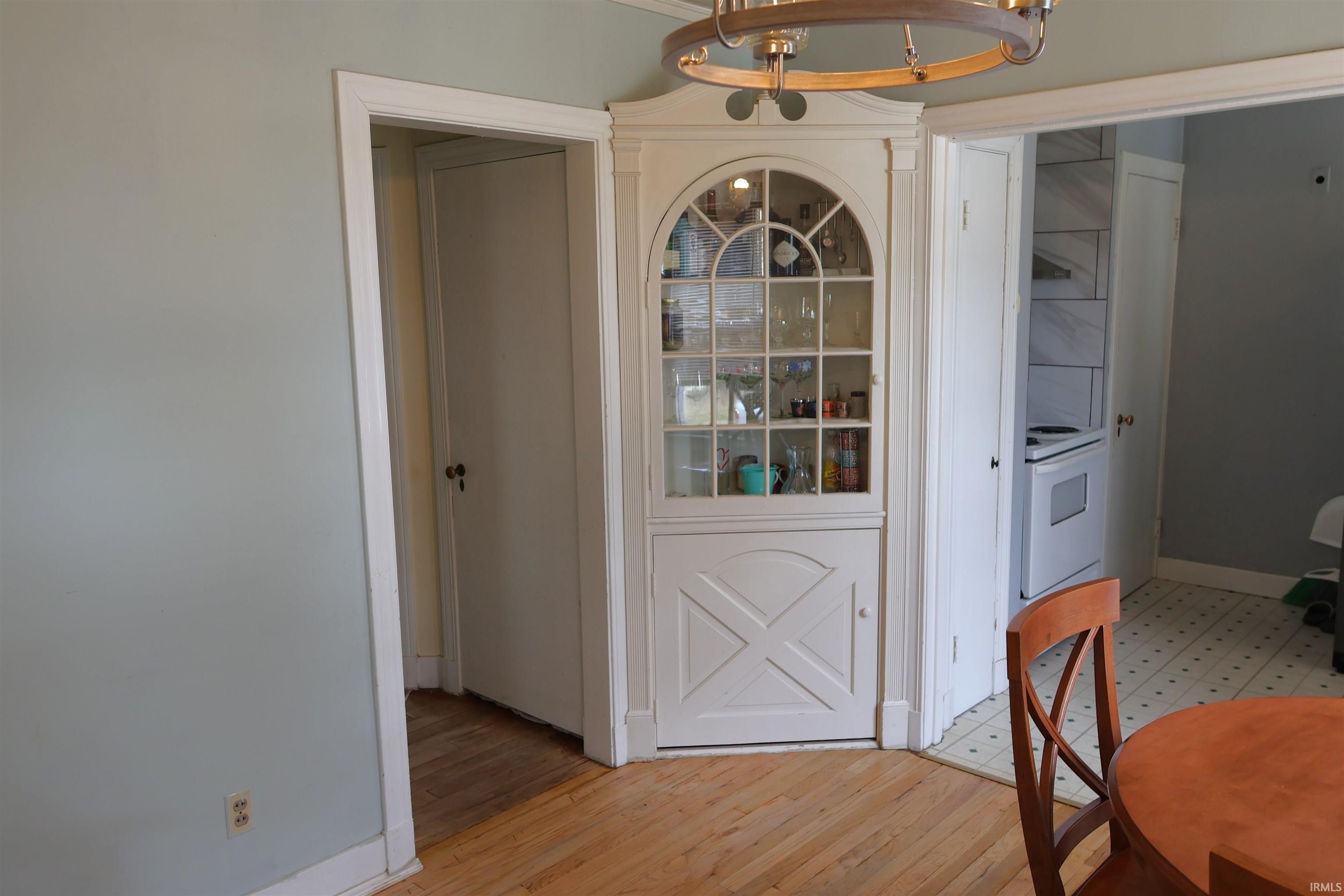 415 East William Street Washington, IN 47501 - Photo 11 of 25