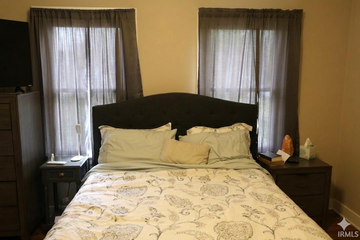 415 East William Street Washington, IN 47501 - Photo 4 of 25