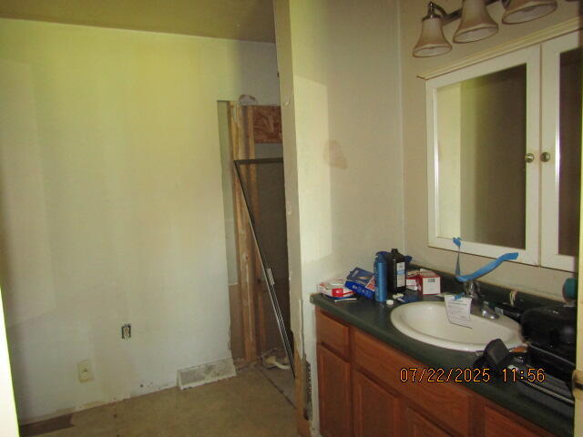 43 Stage Road St. Albans, ME 04971 - Photo 7 of 22 IMG_0439