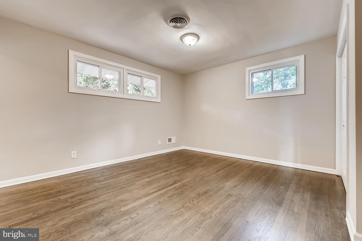 3902 Buckingham Road Pikesville, MD 21207 - Photo 12 of 25 Gallery Image 12