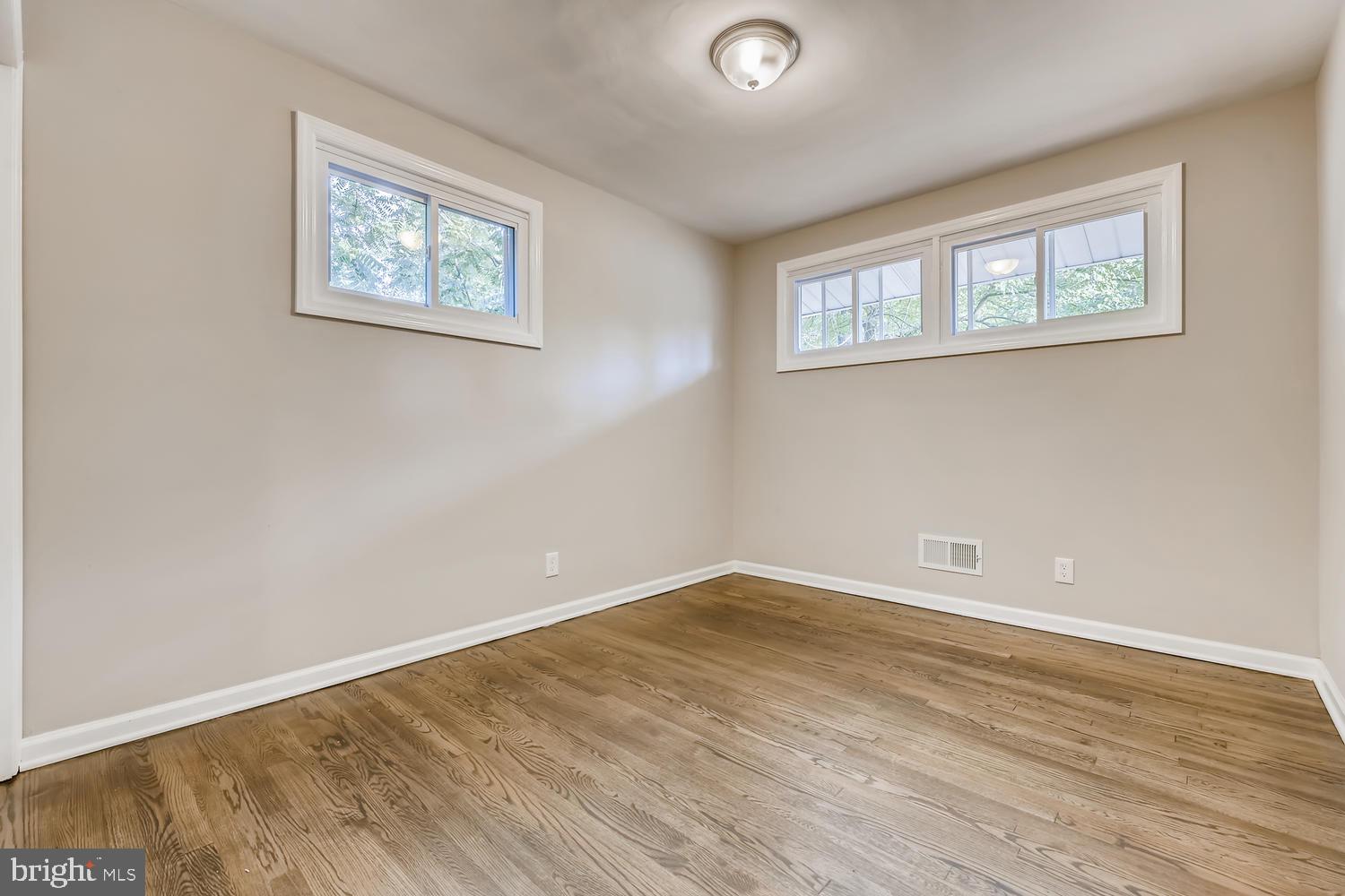3902 Buckingham Road Pikesville, MD 21207 - Photo 17 of 25 Gallery Image 17