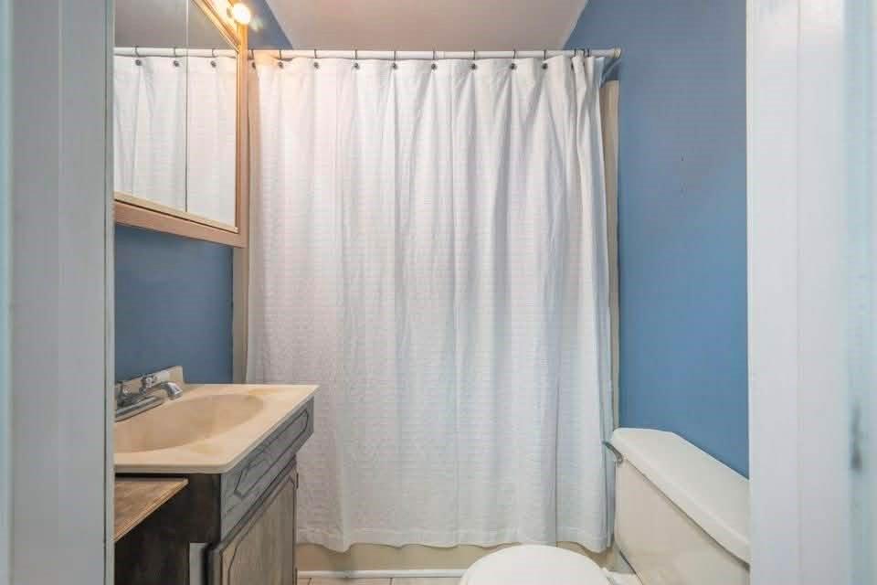 3970 Northwest Lawton Road Columbus, KS 66725 - Photo 10 of 25