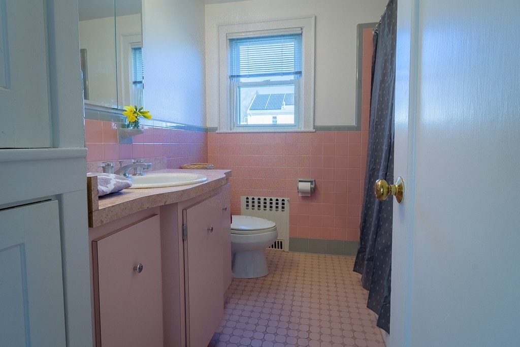73 Betts Road Belmont, MA 02478 - Photo 8 of 14 Gallery Image 8