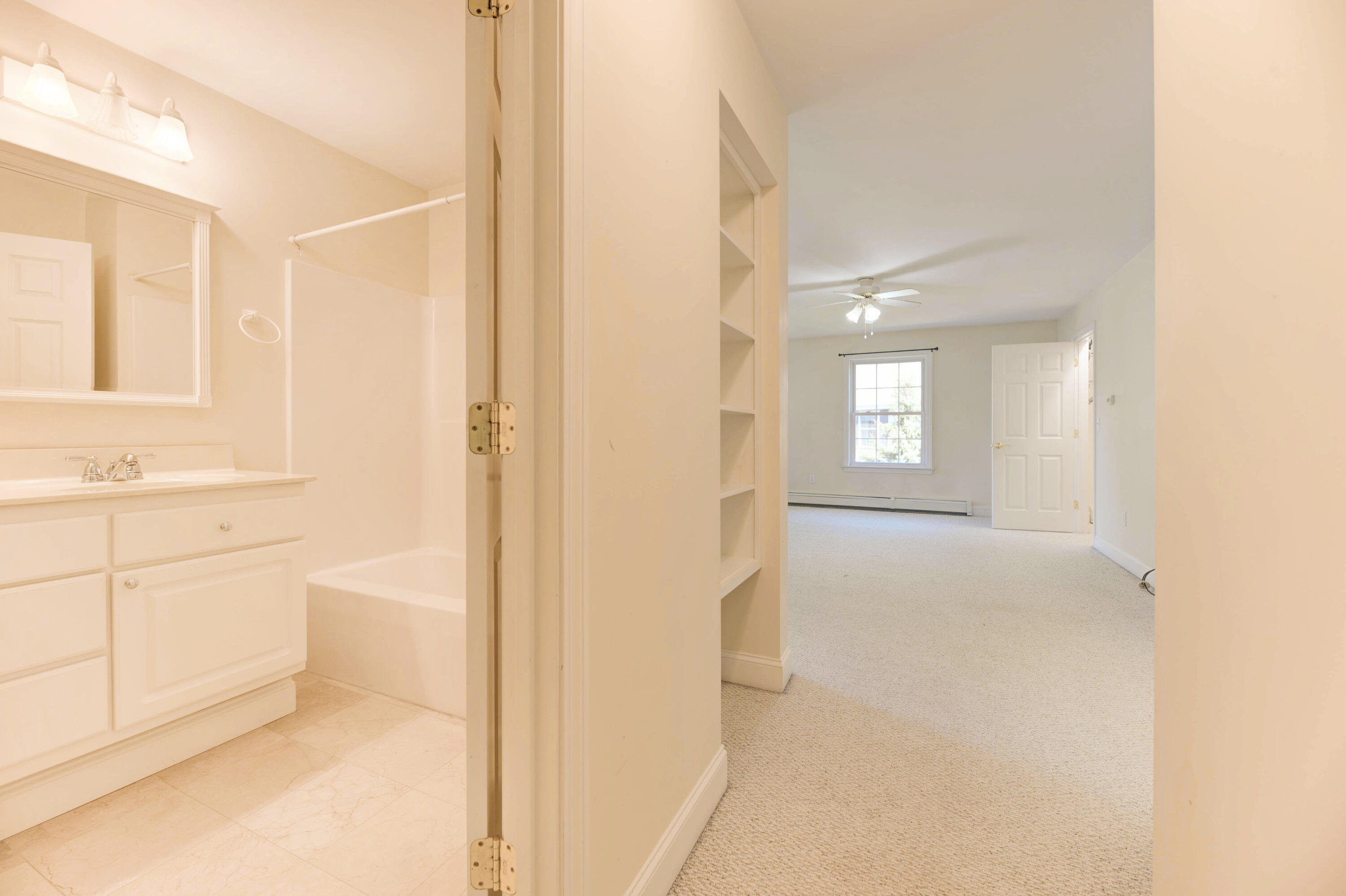 12 Blueberry Road Cape Elizabeth, ME 04107 - Photo 16 of 53 Primary Bed and Bath