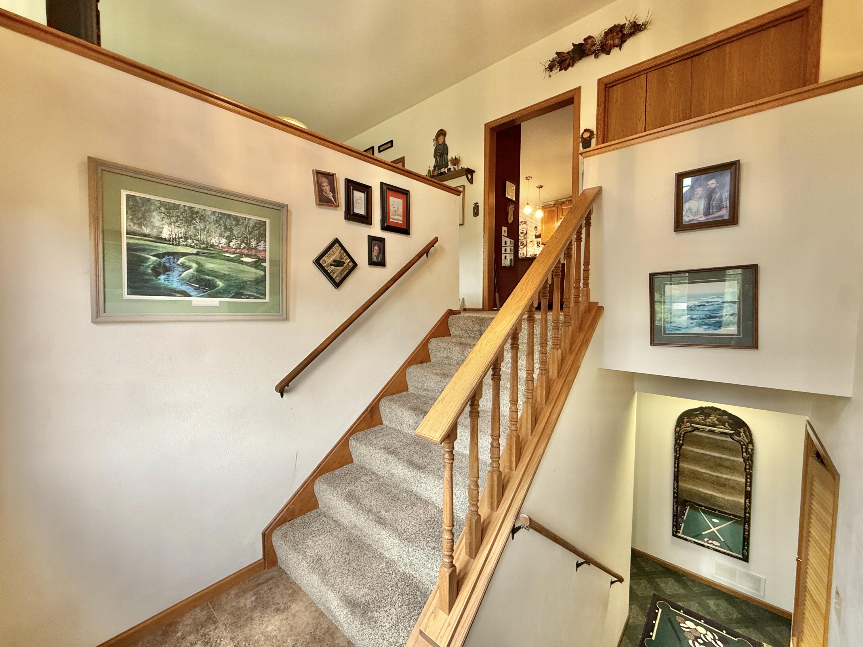 N3357 Ivy Road Geneva, WI 53147 - Photo 2 of 25 IMG_2256