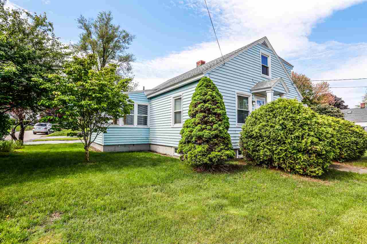 943 Cilley Road Manchester, NH 03103 - Photo 1 of 33