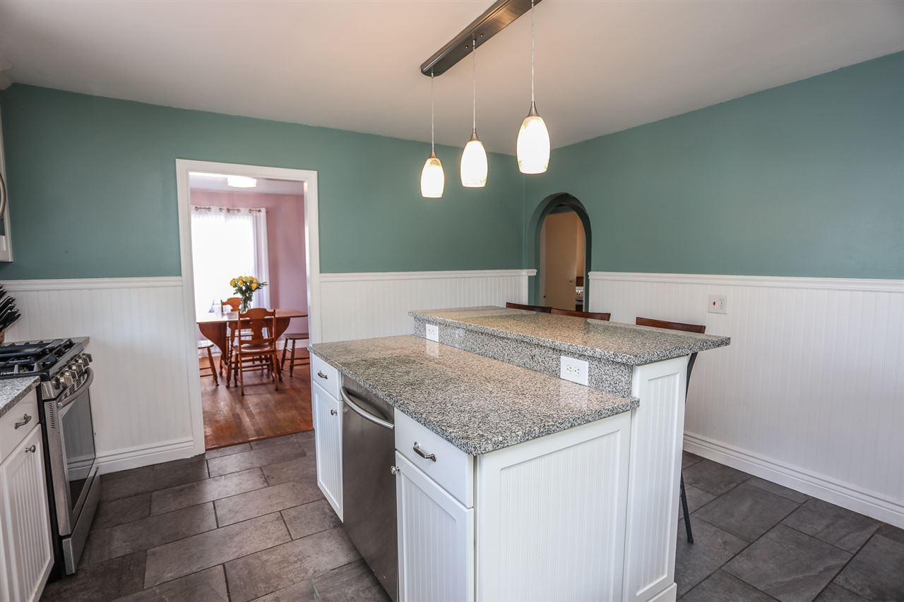 943 Cilley Road Manchester, NH 03103 - Photo 12 of 33