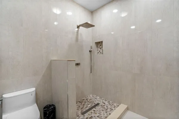 $2,900 | 4334 Marcott Circle, Sarasota, FL 34233