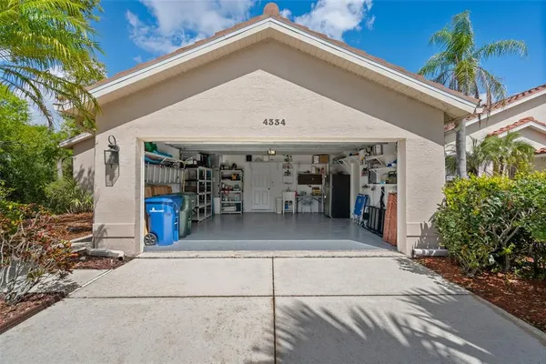 $2,900 | 4334 Marcott Circle, Sarasota, FL 34233