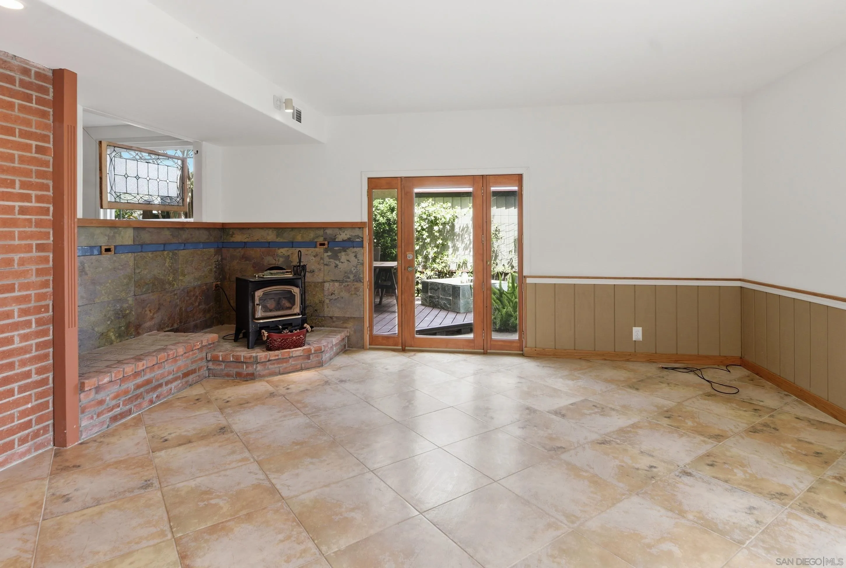 2275-77 Cameo Road Carlsbad, CA 92008 - Photo 16 of 60