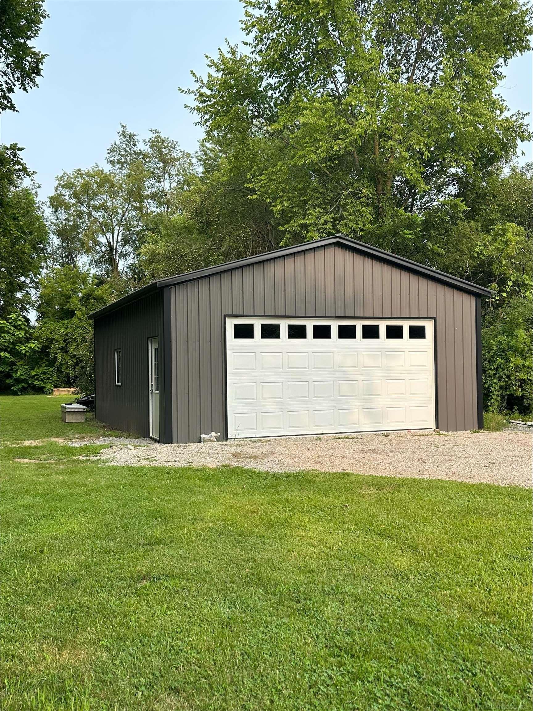 71850 Coon Creek Road, Unit CREEKS Armada, MI 48005 - Photo 20 of 22 Gallery Image 20