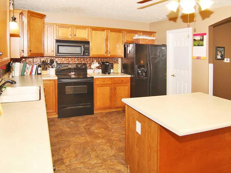 1725 Alder Road Franklin, IN 46131 - Photo 7 of 20