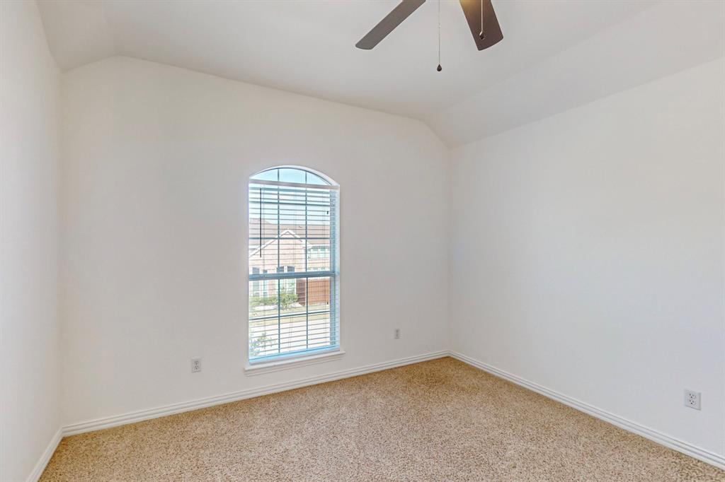 8609 Rugby Road Irving, TX 75063 - Photo 31 of 37