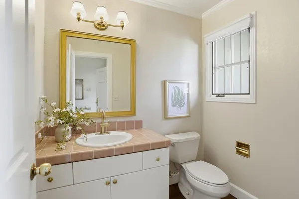 $1,419,000 | 25381 Markham Lane, Salinas, CA 93908