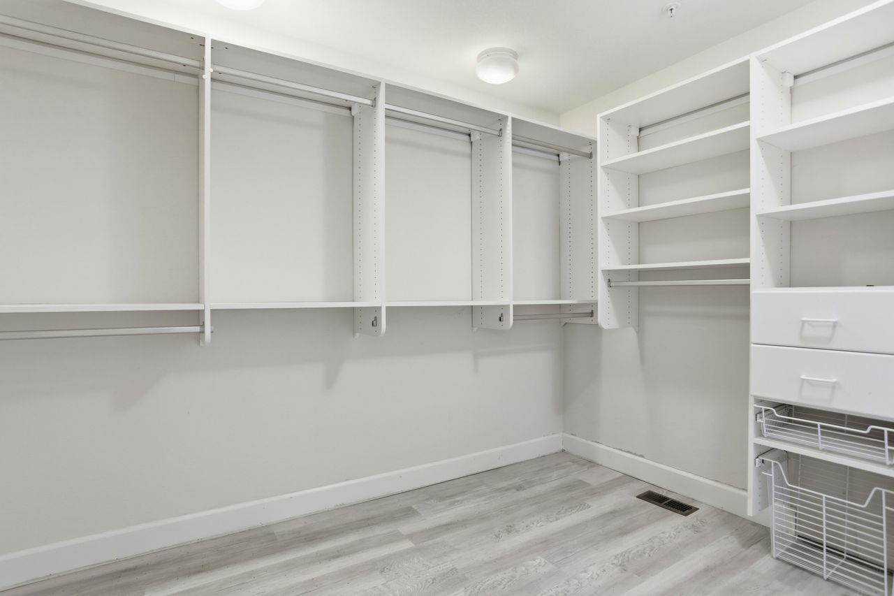 25381 Markham Lane Salinas, CA 93908 - Photo 28 of 47 a view of an empty walk in closet
