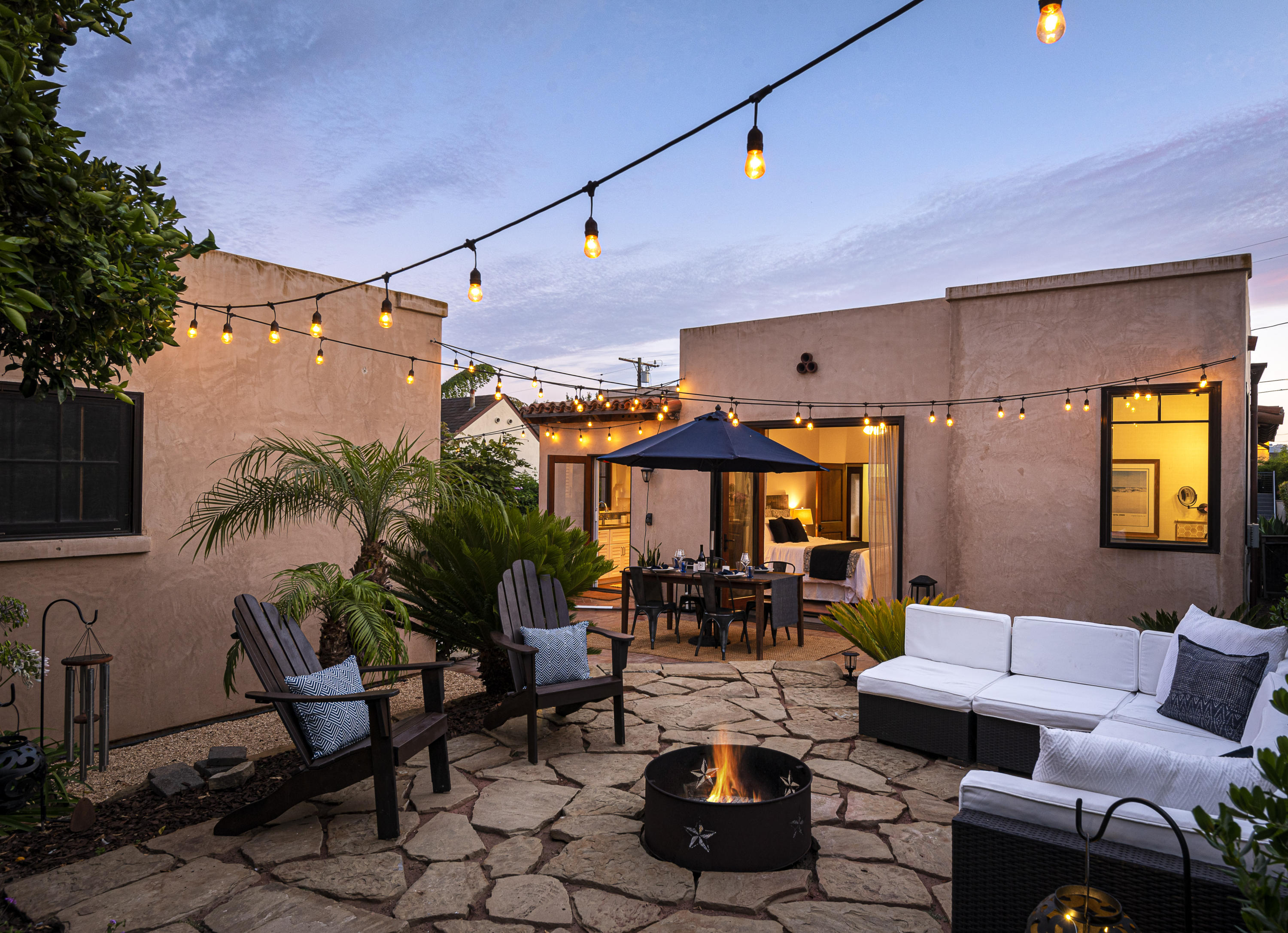 828 Spring Street Santa Barbara, CA 93103 - Photo 17 of 18 TwilightWFireFlat