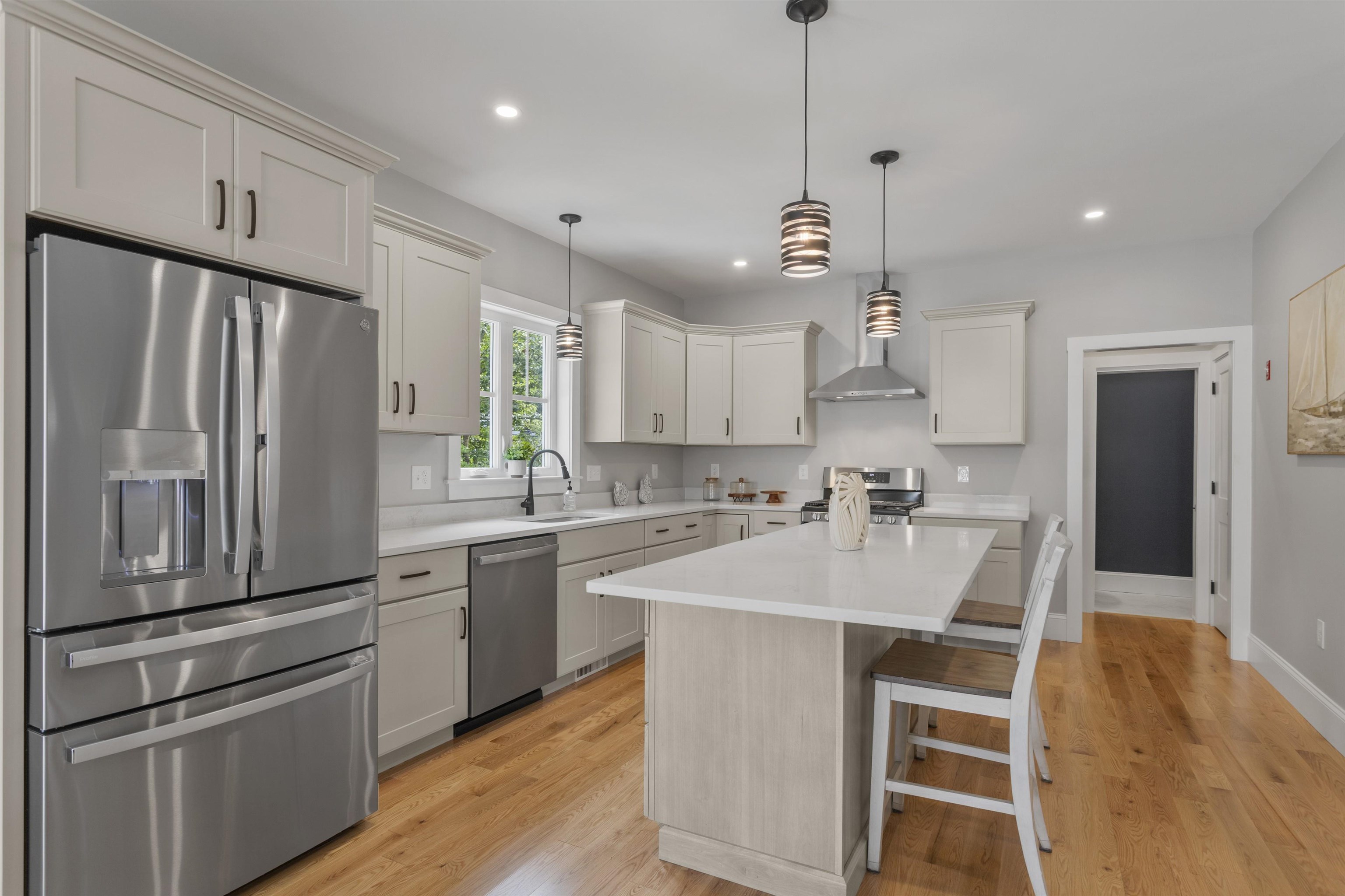 2 Navillus Way Seabrook, NH 03874 - Photo 4 of 50 Gallery Image 4