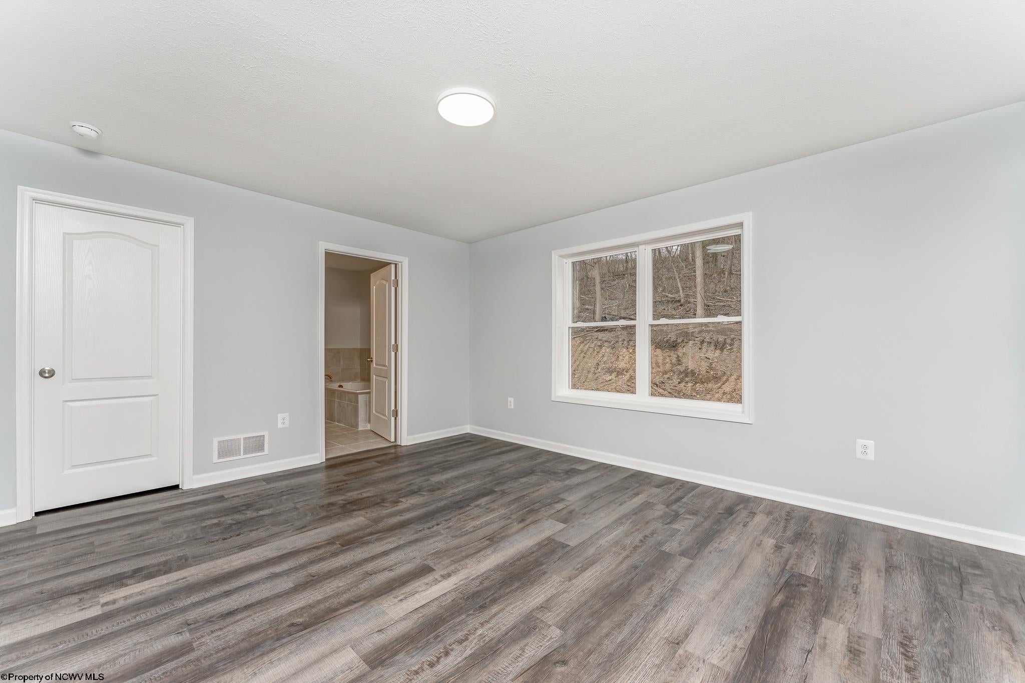 2207 Stewartstown Road Morgantown, WV 26508 - Photo 9 of 27 Gallery Image 9