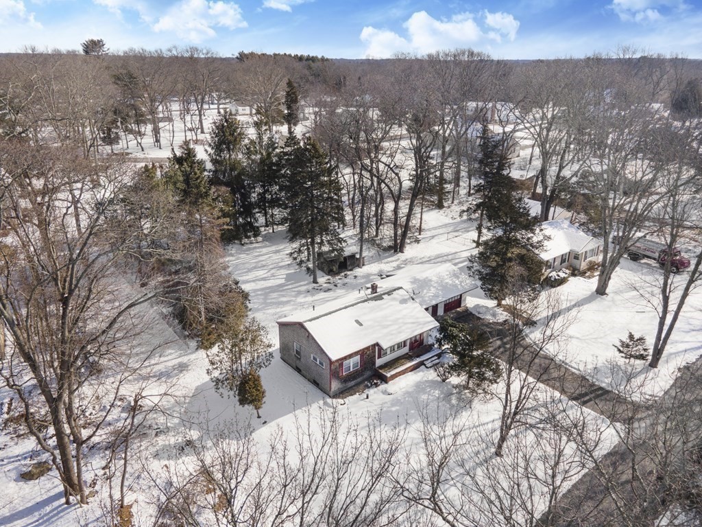 30 Nod Road Swansea, MA 02777 - Photo 6 of 42 Gallery Image 6