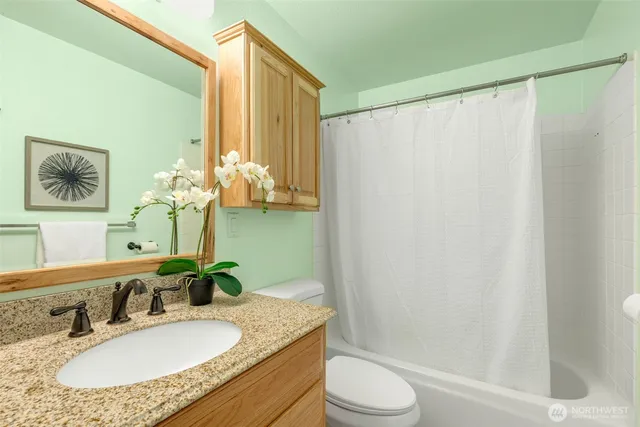 $430,000 | 24709 13th Avenue South, Des Moines, WA 98198