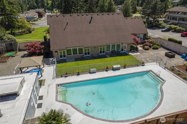 $430,000 | 24709 13th Avenue South, Des Moines, WA 98198