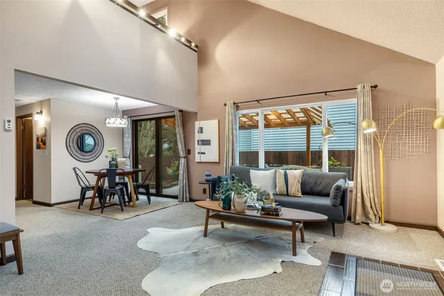 $430,000 | 24709 13th Avenue South, Des Moines, WA 98198