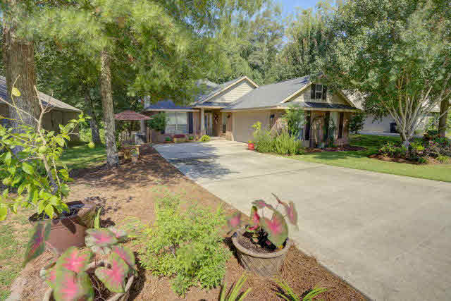 503 Charing Cross Street Fairhope, AL 36532 - Photo 3 of 29