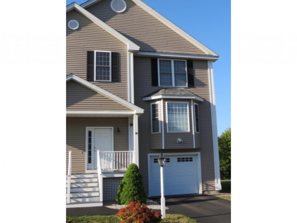 19 Shaker Heights Road, Unit 19 Chester, NH 03036 - Photo 1 of 16