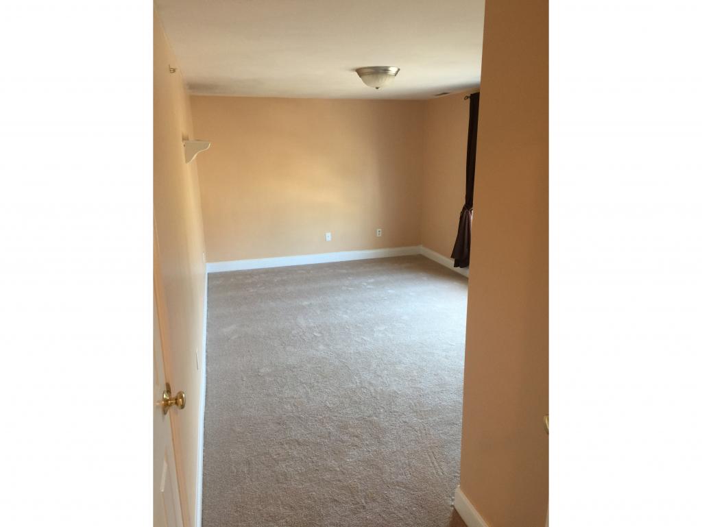 19 Shaker Heights Road, Unit 19 Chester, NH 03036 - Photo 14 of 16