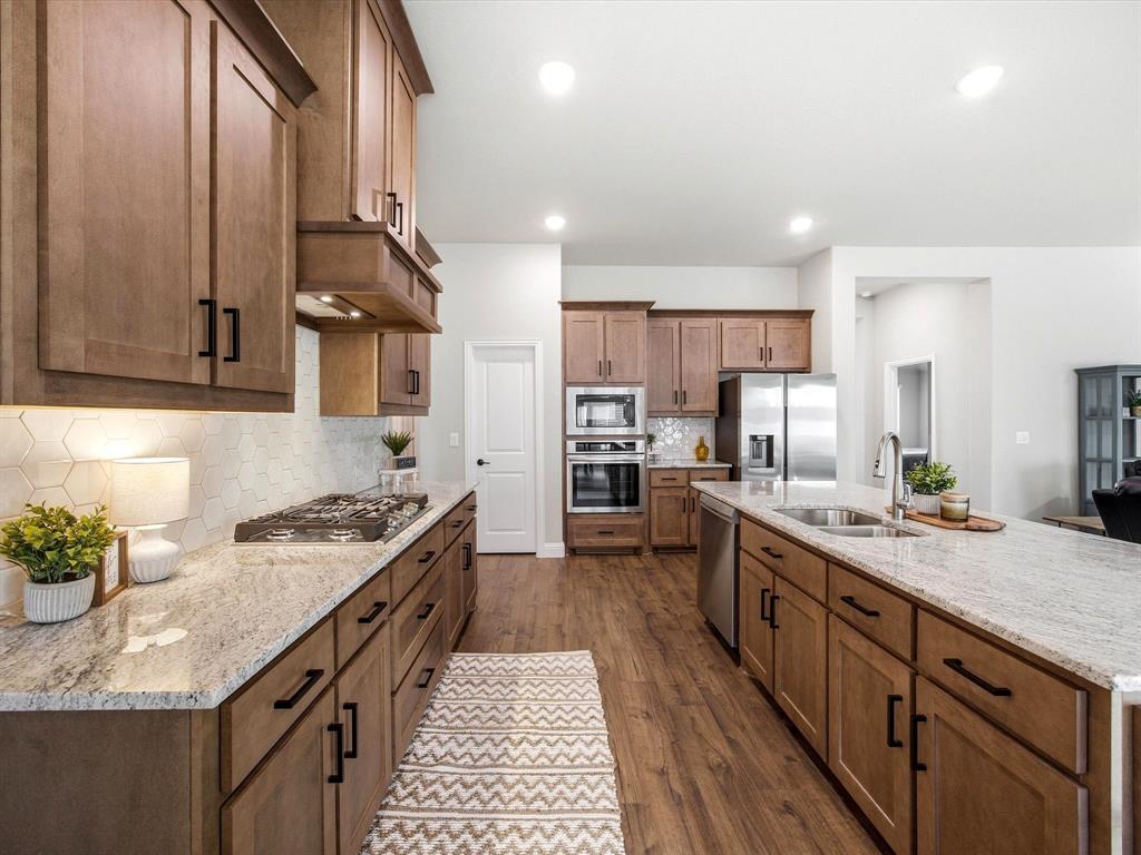 224 Comanche Trail Alvarado, TX 76009 - Photo 12 of 38