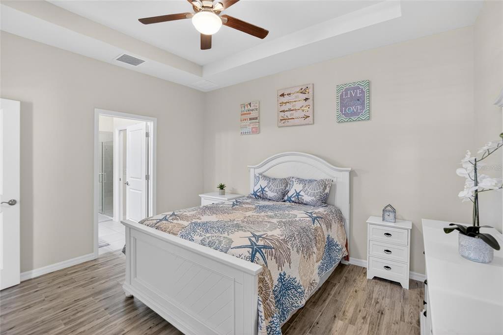 5601 Kingsley Corner Way Lithia, FL 33547 - Photo 18 of 62