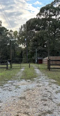 $275,000 | 350 Walker Gravel Pit, Dry Prong, LA 71423