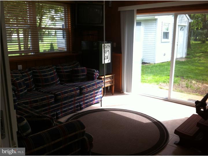 644 Mueller Road Warminster, PA 18974 - Photo 12 of 25 Gallery Image 12
