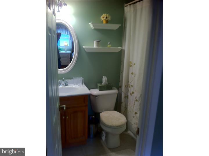 644 Mueller Road Warminster, PA 18974 - Photo 25 of 25 Master Bathroom