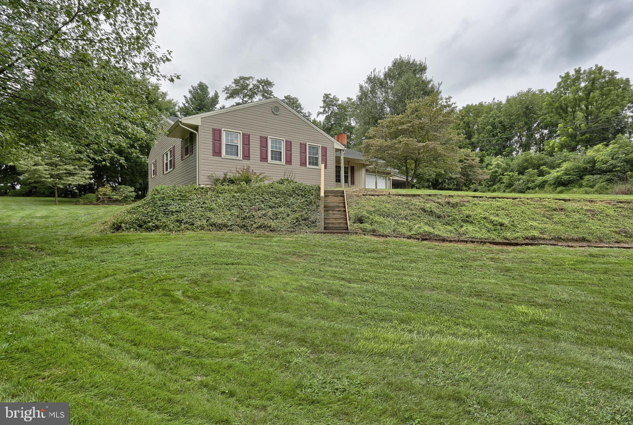 203 North Sheridan Road Richland, PA 17087 - Photo 30 of 34 Gallery Image 30