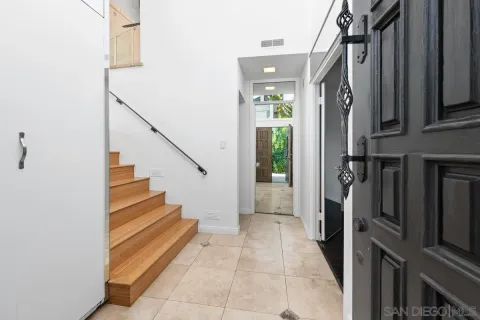 $1,200,000 | 27 Greenview Drive, Carlsbad, CA 92009