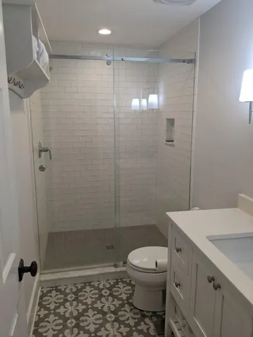 $3,750 | 36 Charlotte Street, Unit 2, Charleston, SC 29403